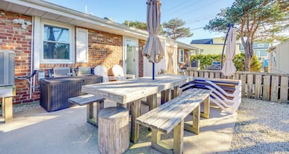 Lavallette Apartment w/ Patio - Walk to the Beach!