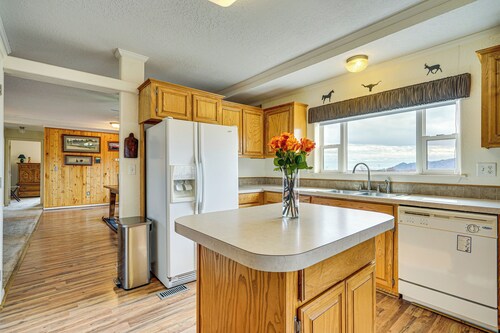 Sky Islands Retreat in Rodeo w/ Mountain Views!