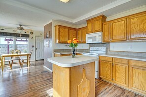 House (3 Bedrooms) | Interior - Sky Islands Retreat in Rodeo w/ Mountain Views! (Rodeo)