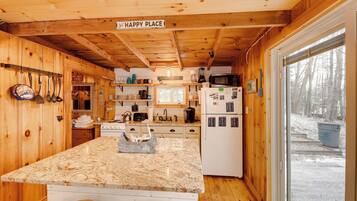 House (1 Bedroom) | Interior