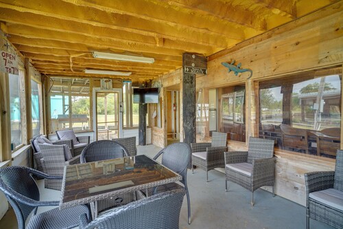 Charming Home w/ Dock, Near Downtown Lake Charles!