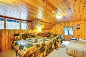 House (6 Bedrooms) | Interior