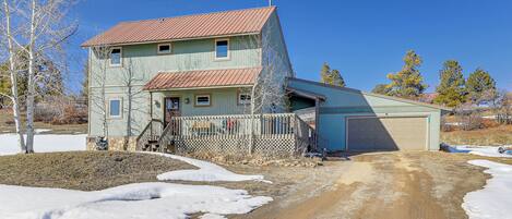 Rumah (3 Bedrooms) | Bagian depan properti