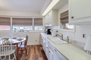 House (2 Bedrooms) | Interior - Pet-friendly Higden Getaway < 1 Mi to Marina! (Higden)