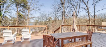 บ้าน 'the Hamilton Heber Springs' พร้อมอ่างน้ำร้อน!