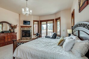 House (4 Bedrooms) | Interior - Colorado Springs Home ~ 4 Mi to Garden of the Gods (Colorado Springs)