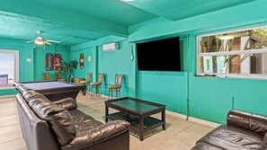 Smart TV - Ocean`s 11.3 Oceanfront & Beachfront, Dock, Pool, Kayaks, Pool Table 4 Bed 3 Bath (Marathon)