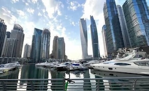 Marina - 1 BR Flat, Luxury amenities, Near JBR Beach & Club with FREE Parking in JBR (Dubai)