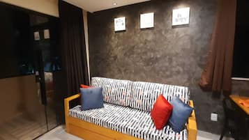 Apartamento | Sala de estar | Smart TV 32 polegadas com canais digitais