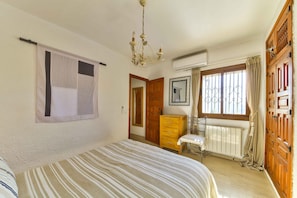 3 bedrooms, in-room safe, iron/ironing board, free WiFi - Casa Los Arboles - Javea (Xàbia)