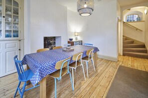 Dining - Host & Stay | Beachside Cottage (Sandsend)