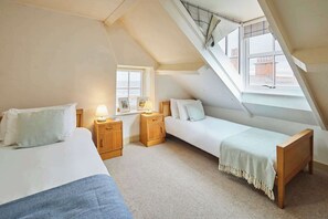 4 bedrooms, iron/ironing board, travel crib, bed sheets