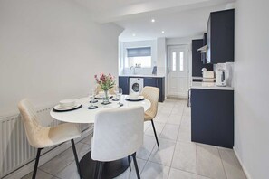 Dining - Host & Stay | Marsden Beach House (South Shields)