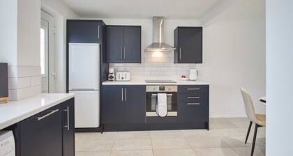 Host & Stay | Marsden Beach House