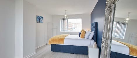 2 bedrooms, iron/ironing board, free WiFi, bed sheets