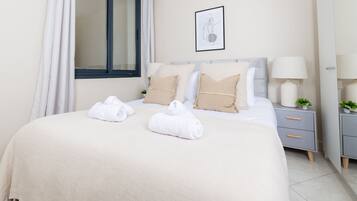 1 bedroom, hypo-allergenic bedding, individually furnished