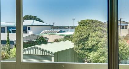 Strandhytta 10 Cant Rd Goolwa South