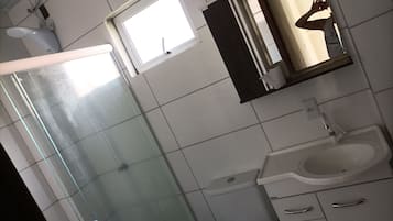 Bidê, papel higiênico