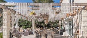 Charming House 4 bedrooms 3  bathrooms with pool near Valbonne