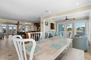 Interior - Lagoon Front | Boat Dock & Fishing Pier | Sleeps 12 (Gulf Shores)