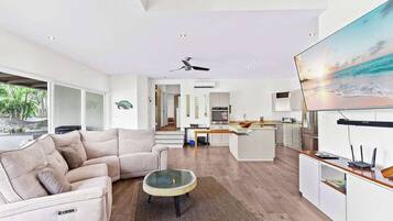 Télévision, espaces bureaux