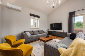 Cheminée, table de tennis de table