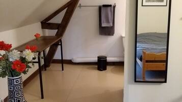 Double Room | Laptop workspace, WiFi (free), individually decorated