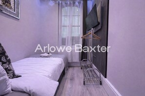 1 غرفة نوم ومكواة/لوح كي وواي فاي مجانًا