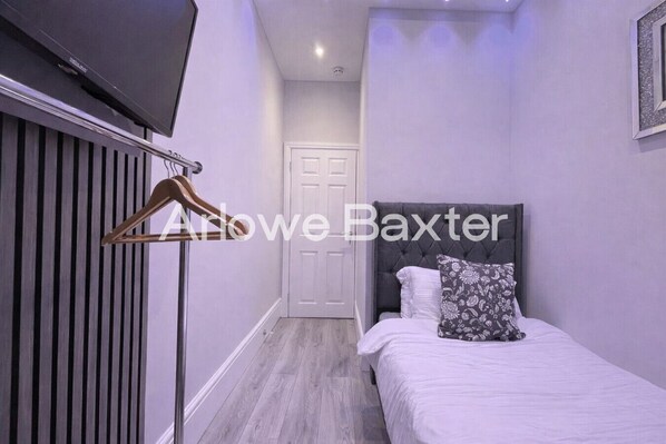 1 غرفة نوم ومكواة/لوح كي وواي فاي مجانًا