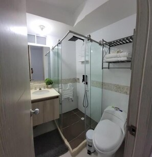 Towels, toilet paper - Paraiso Currambero (Barranquilla)
