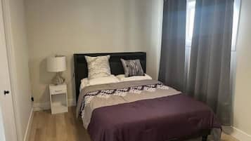 1 bedroom, free WiFi, bed sheets