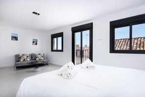 3 bedrooms, iron/ironing board, free WiFi - ESTEPONA TOWN CENTRE 2339 (Estepona)