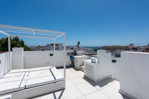 ESTEPONA TOWN CENTRE 2339