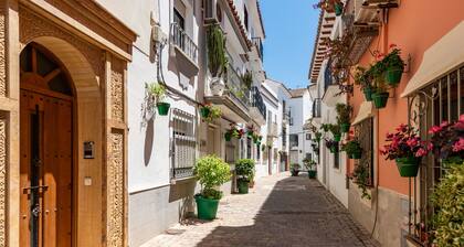 ESTEPONA TOWN CENTRE 2339
