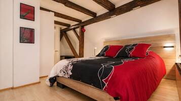 1 chambre, fer et planche Ă repasser, Wi-Fi, draps fournis