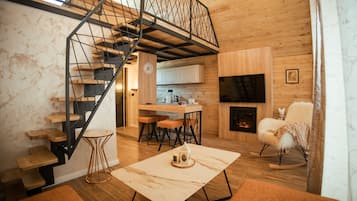 Superior huis | Woonruimte | Een flatscreentelevisie