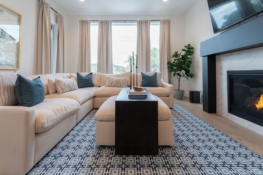 Scenic Hollows Escape With Trails & Outdoor Fun - Leander, TX