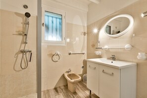 Dusche, Haartrockner