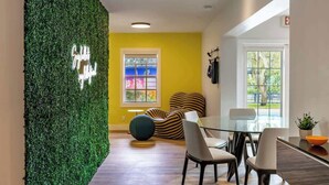 Dining - CASA SPUR|8BR|Basketball+Pool+Firepit+BBQ+Minigolf (Miami)