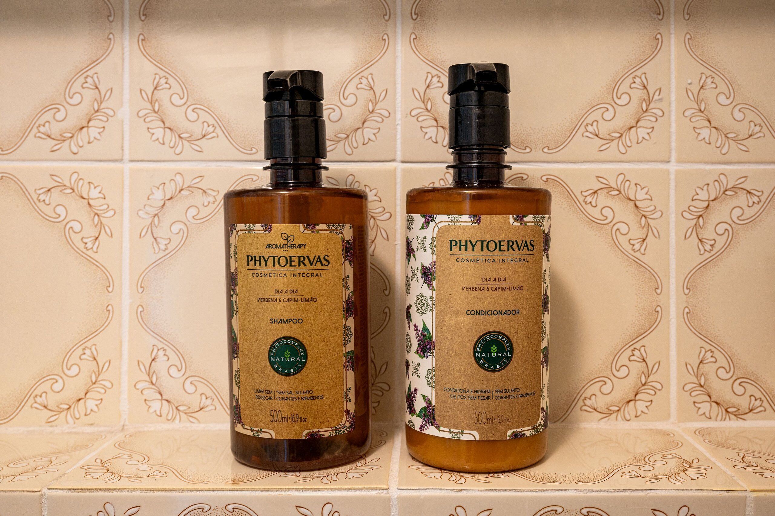 Bathroom amenities