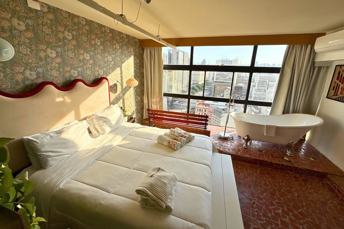 Apartamento romântico | 1 quarto, escrivaninha, cortinas blackout, Wi-Fi de cortesia