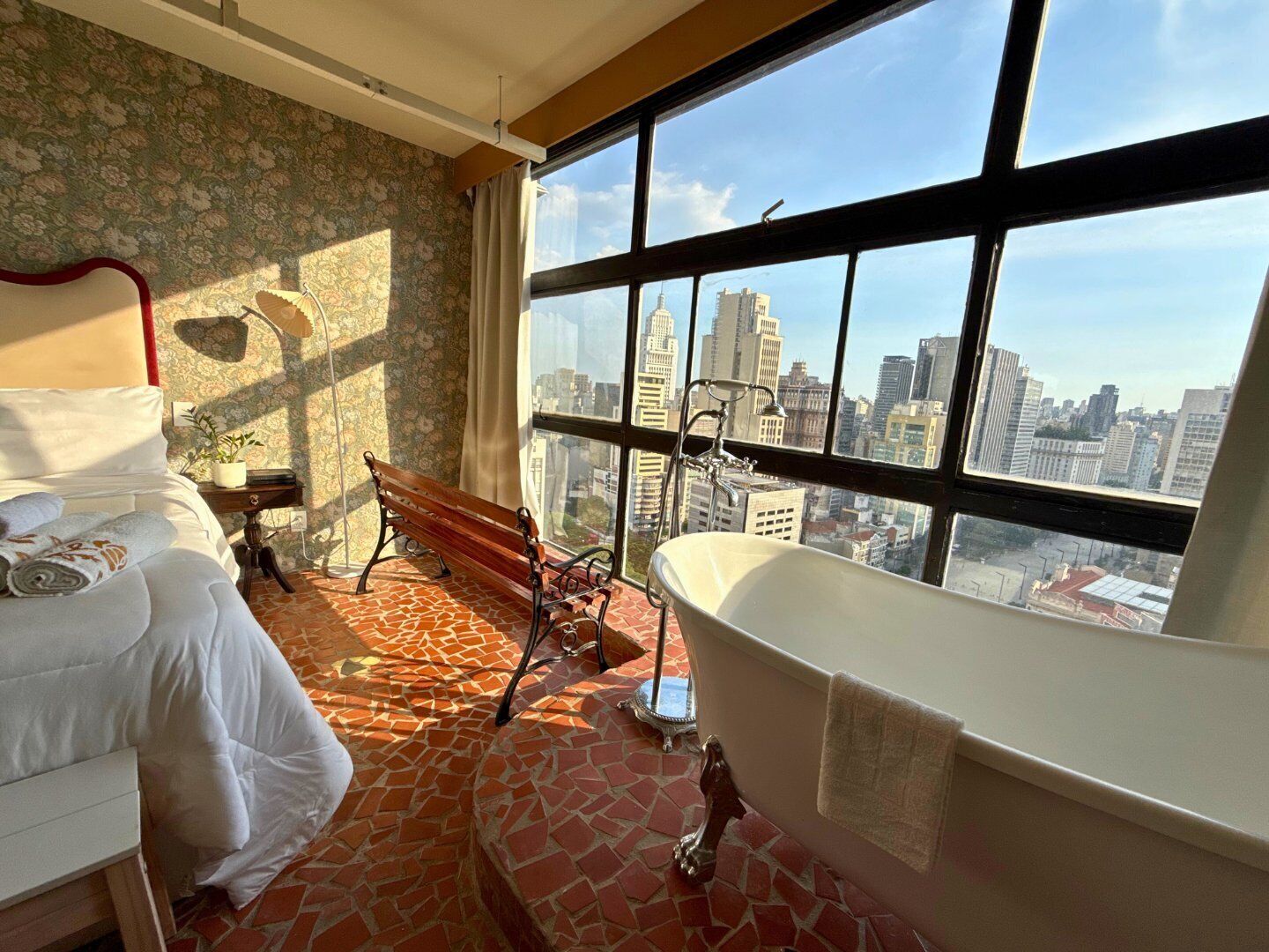 Romantic Apartment | 1 bedroom, desk, blackout drapes, free WiFi