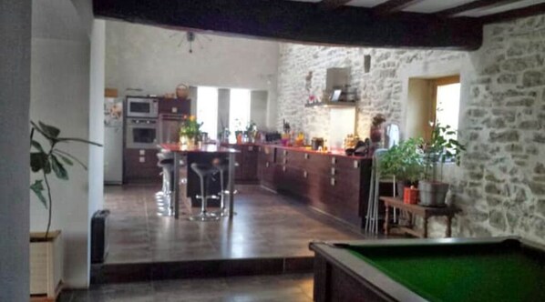 Bar (in der Unterkunft)