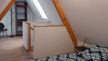 1 chambre, fer et planche Ă repasser, Wi-Fi, draps fournis