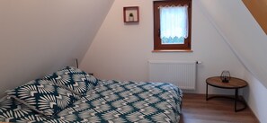 1 camera, ferro/asse da stiro, Wi-Fi, lenzuola