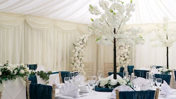 Banquet hall