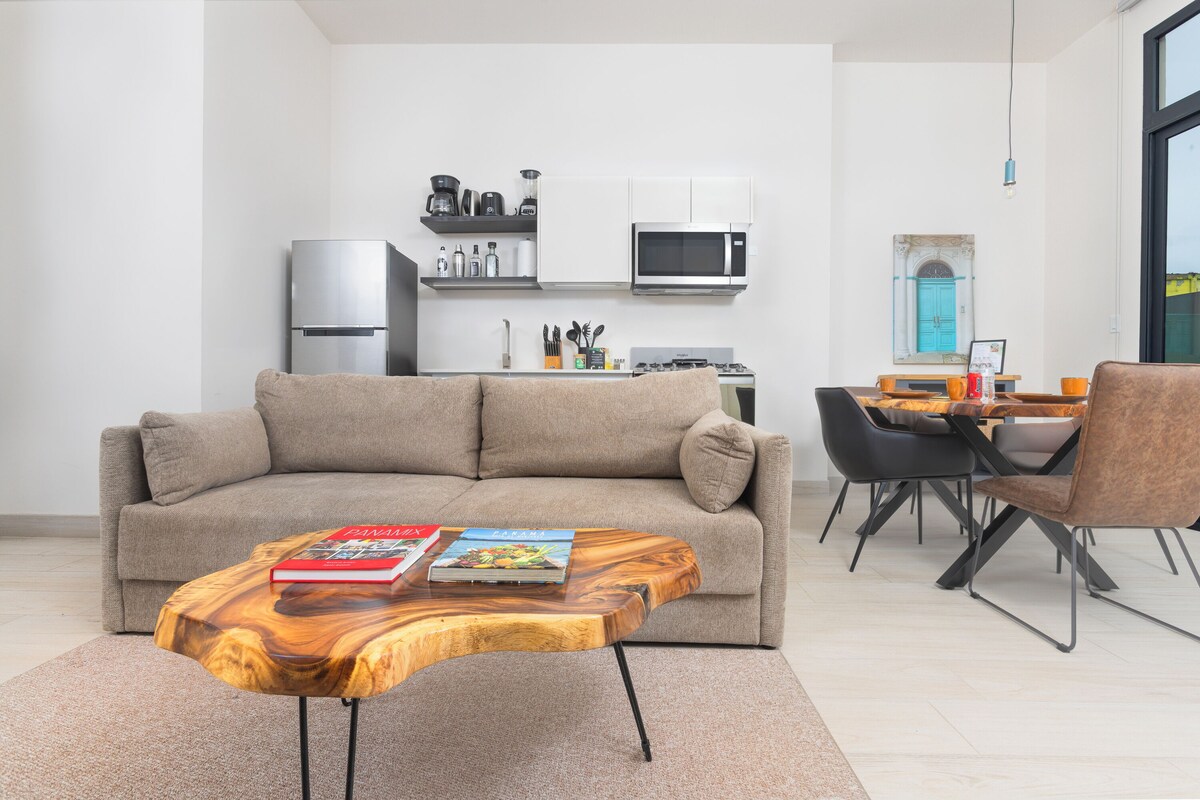 Family Apartment | Living area | Smart TV