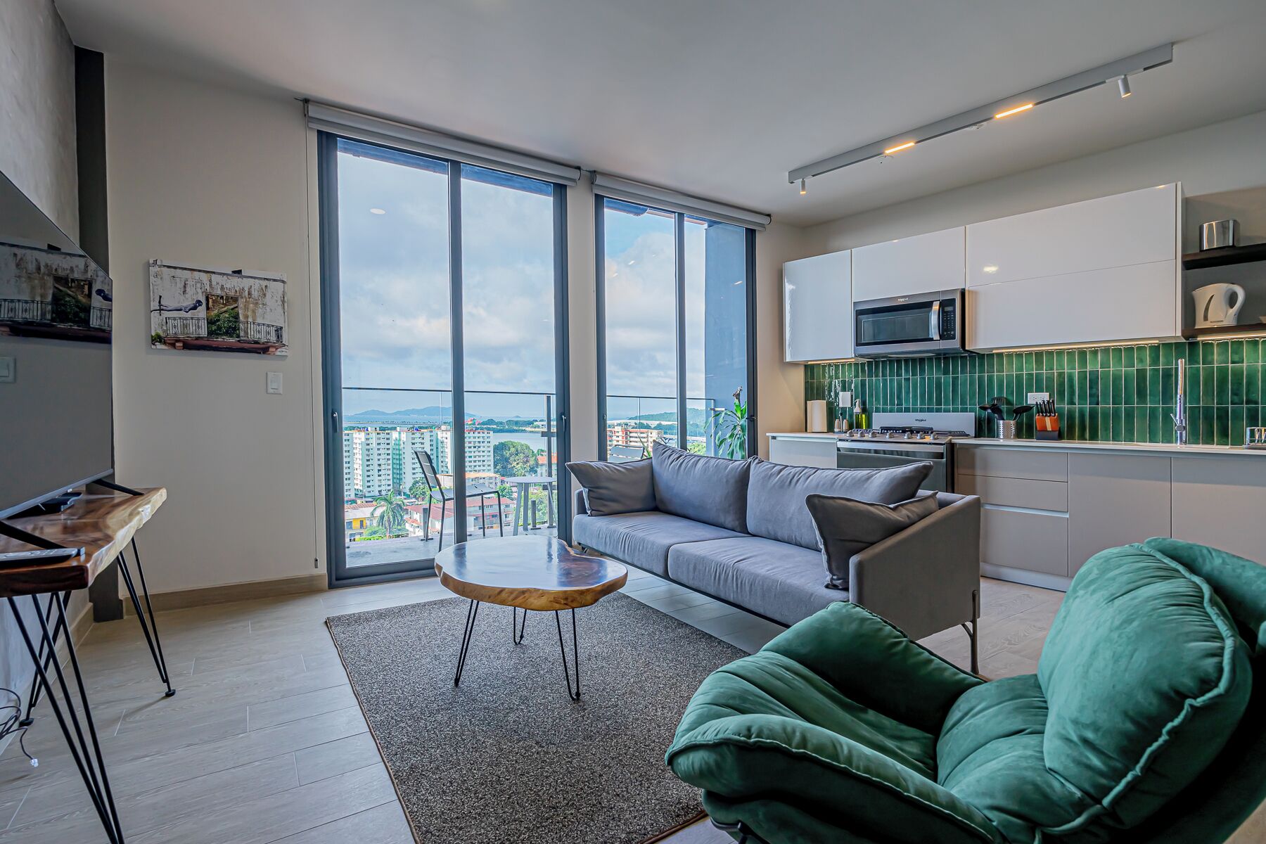 Appartement | Luxe beddengoed, een bureau, een strijkplank/strijkijzer, gratis wifi