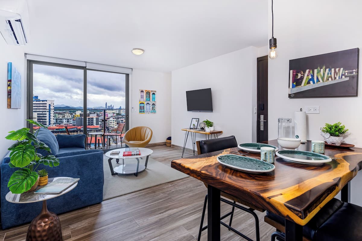 Kaupunkihuoneisto | Oleskelualue | Älytelevisio