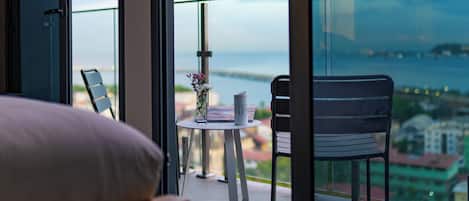 Luxury Apartment | Balcony